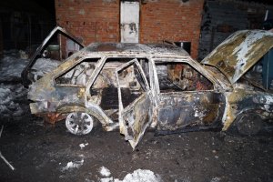 Иностранный гражданин подозревается в поджоге автомобиля в Знаменском округе